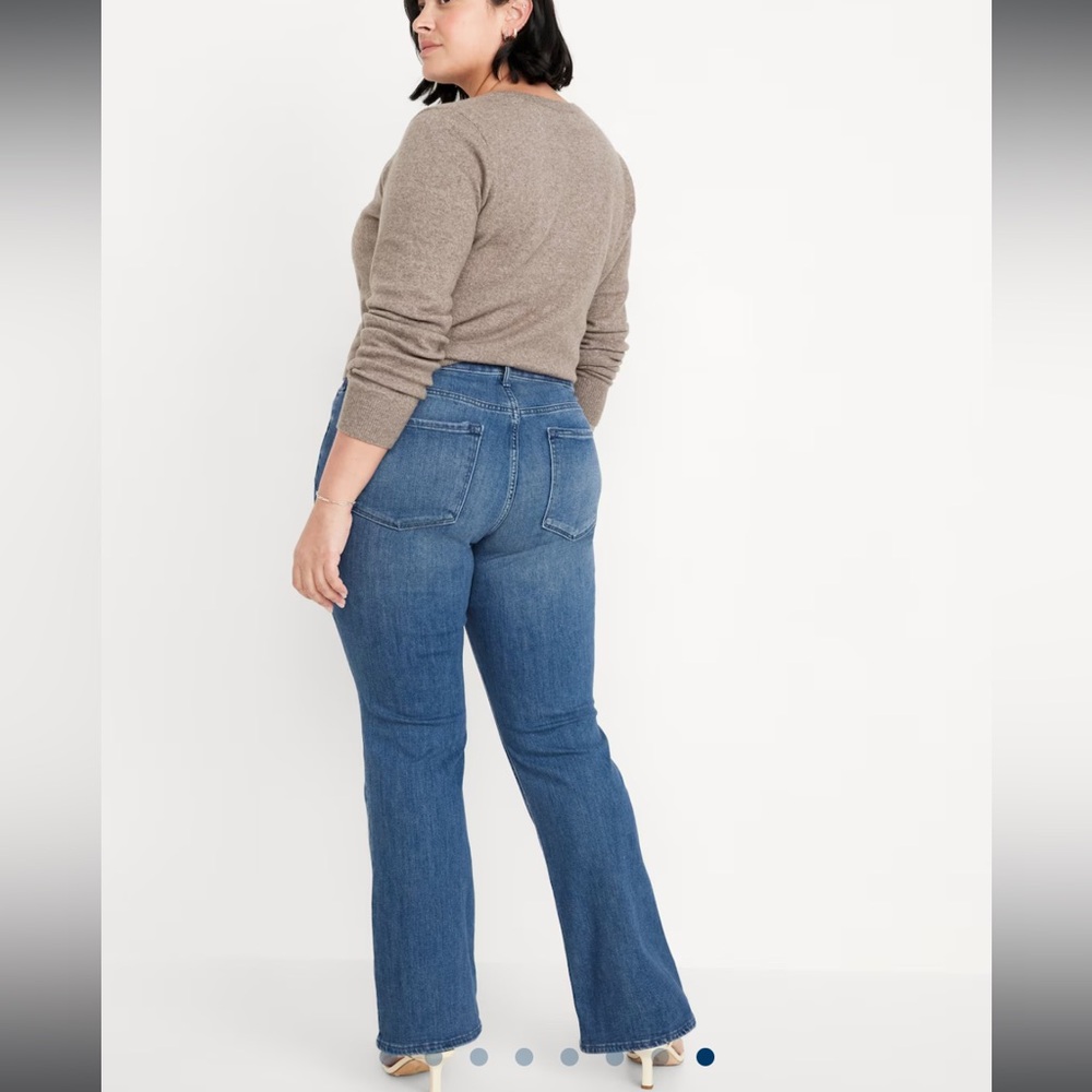 Old Navy WOW Mid Rise Bootcut Jean Medium Wash Sz 20 Regular - Picture 11 of 11
